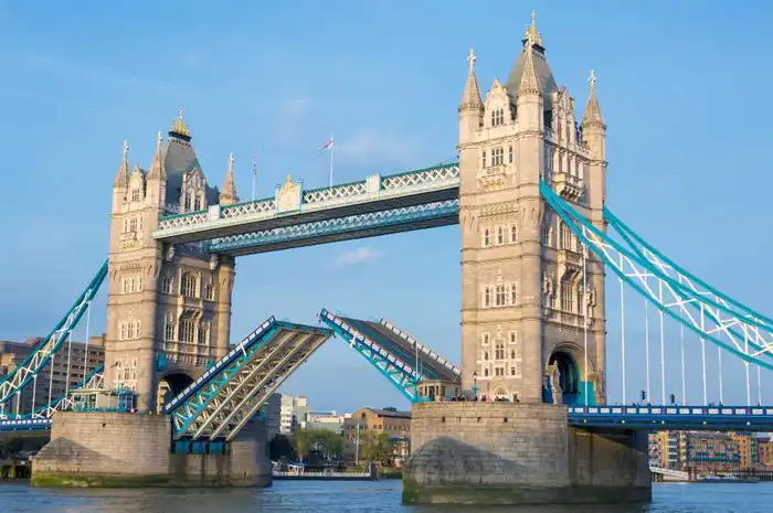 Tower Bridge, London